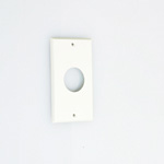 Flat-Blade Plate for Outlets for 15 A/20 A, ø34.5 7071S