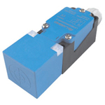 Proximity sensor standard function type, square shape/direct-current 3 wire type.Test distance: 15 mm and 20 mm
