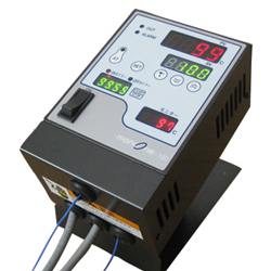 Compact type digital temperature regulator